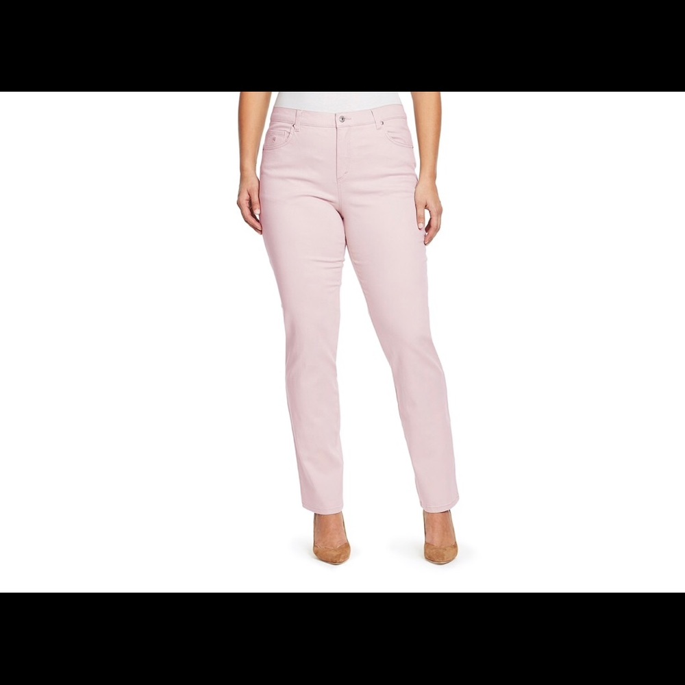 Gloria Vanderbilt pale pink Amanda jeans size 16